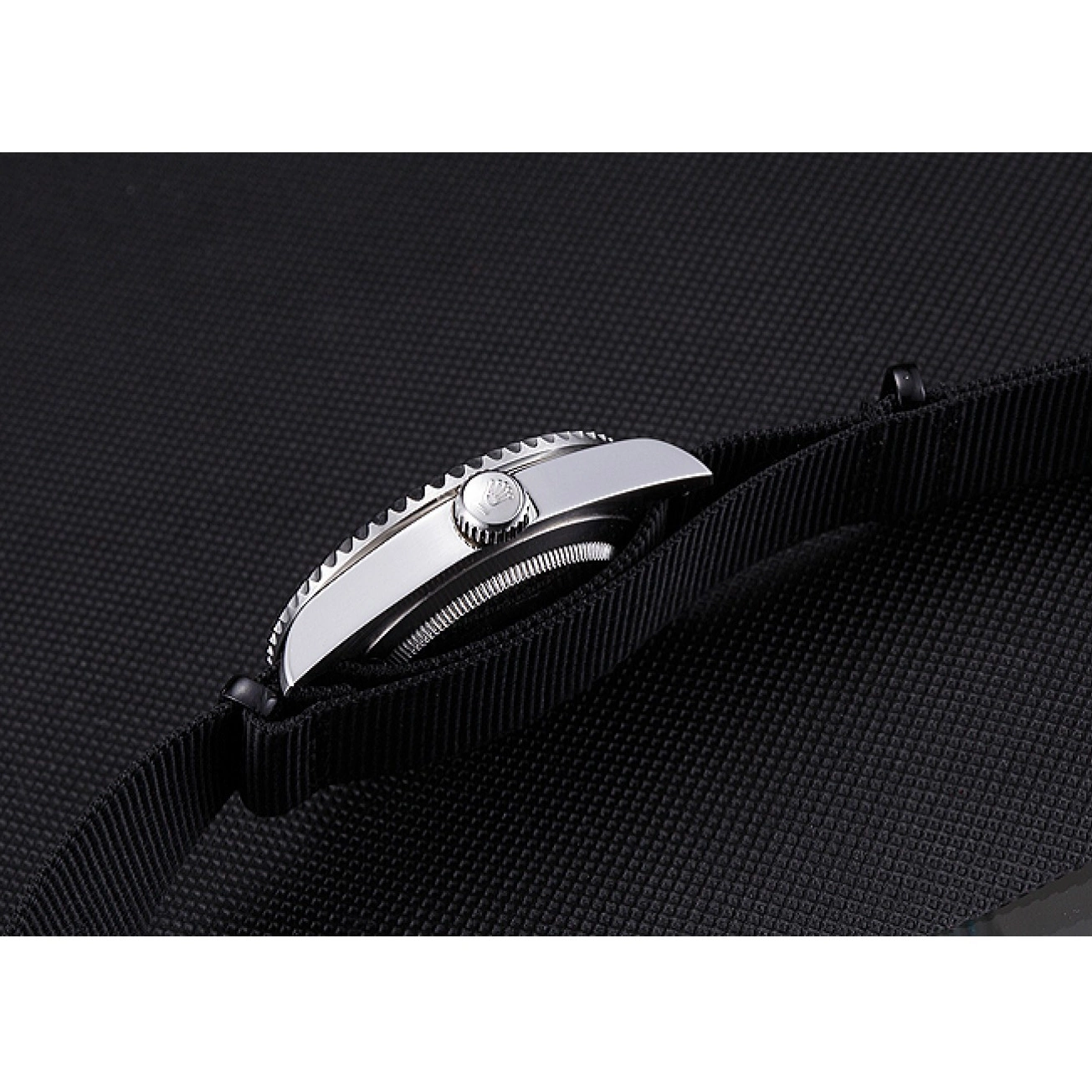 AAA replica watch Rolex Black Stealth 621988 Submariner 0614